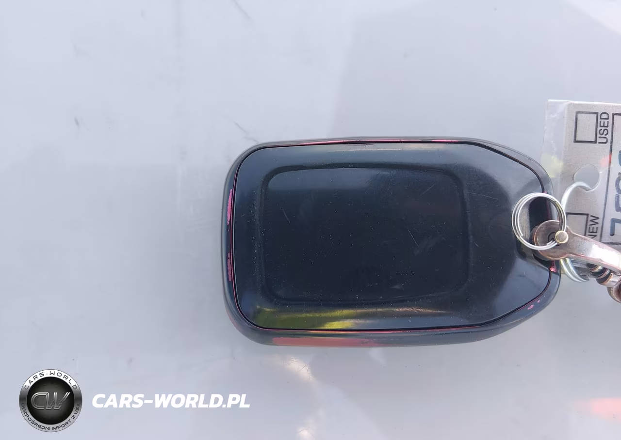 2018 Chevrolet Tahoe Premier VIN:1GNSKCKC2JR155679 - 11