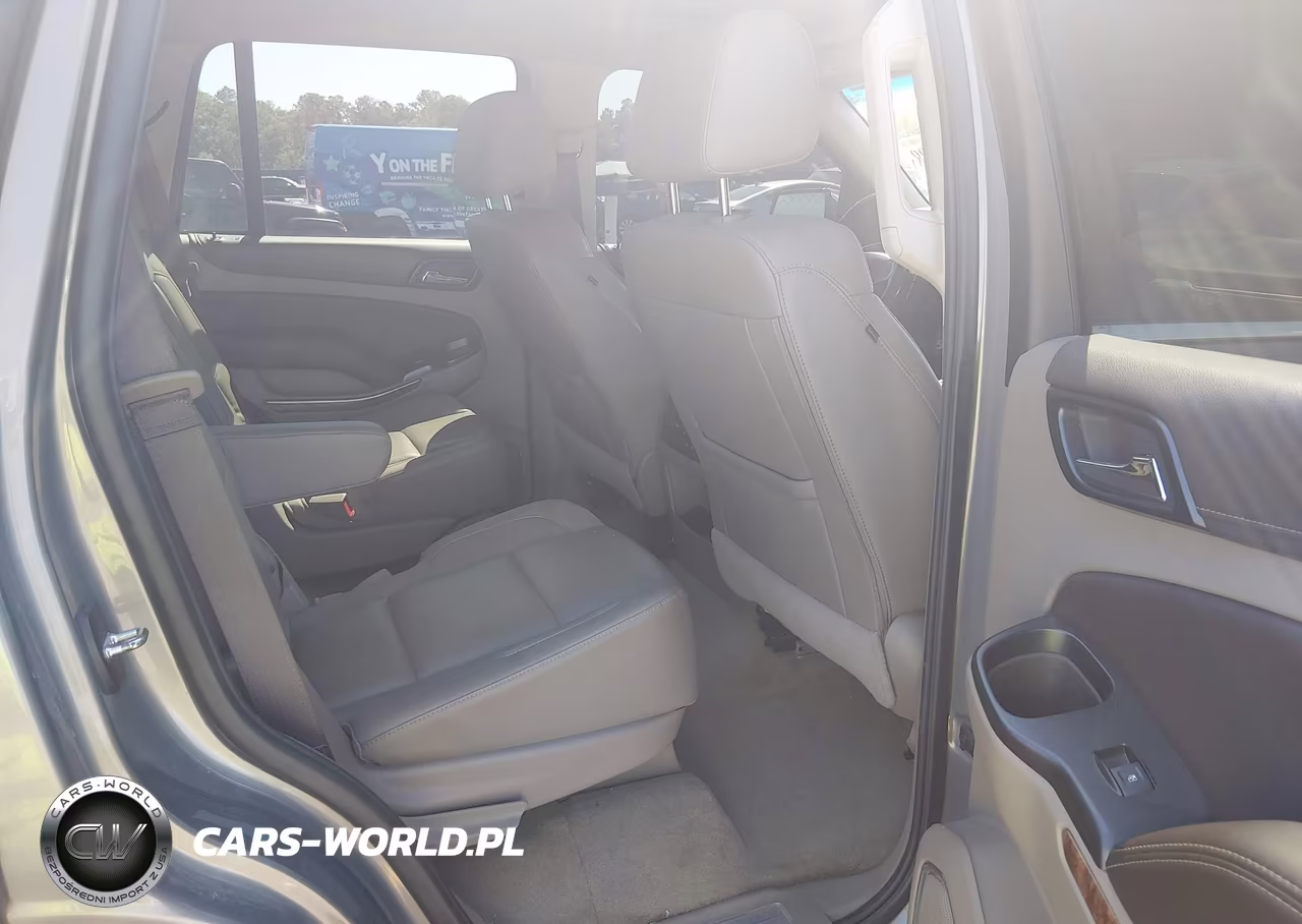 2018 Chevrolet Tahoe Premier VIN:1GNSKCKC2JR155679 - 8