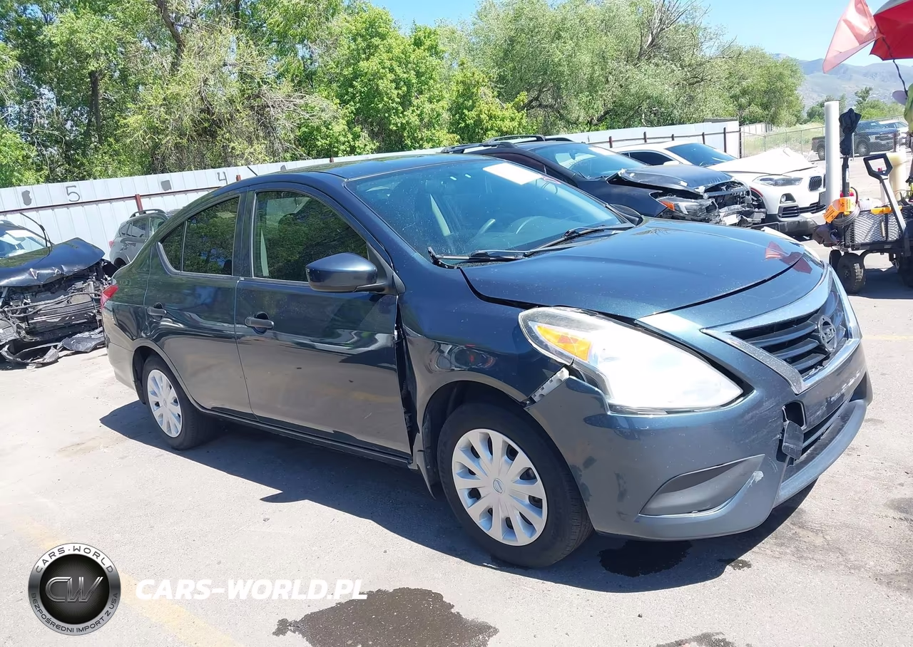 2016 Nissan Versa 1.6 S