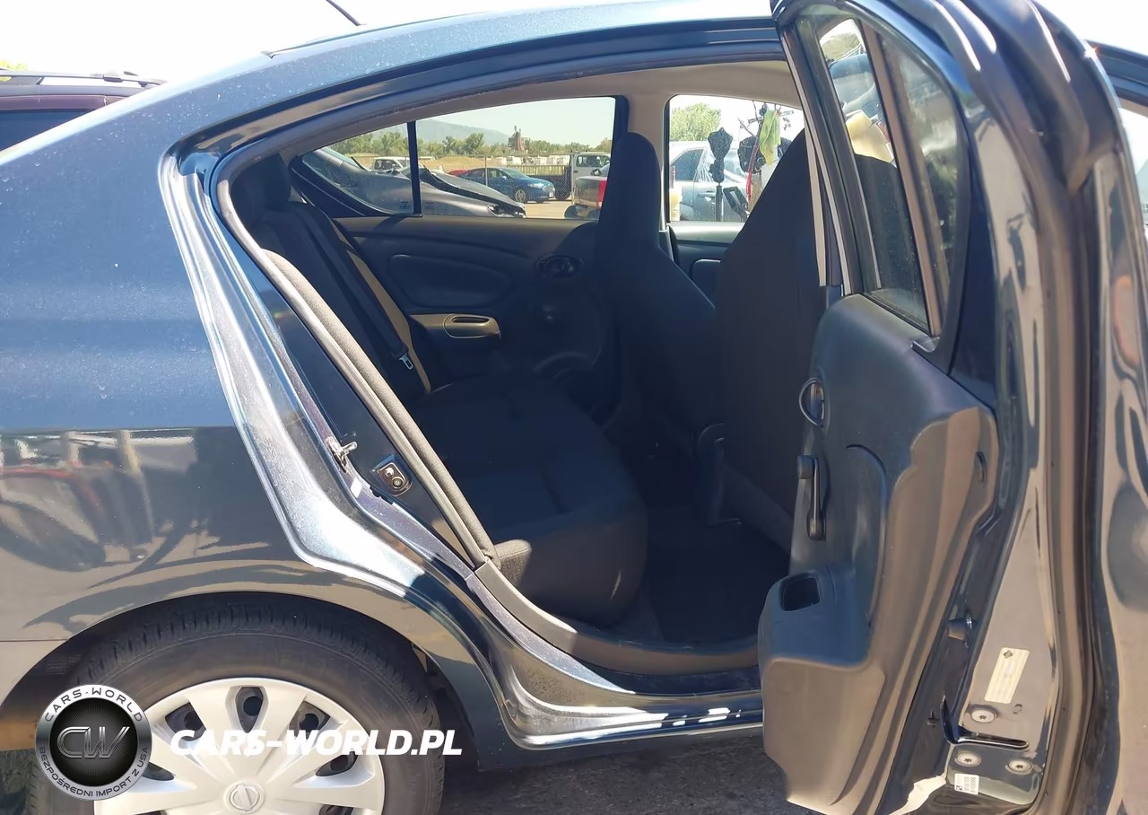 2016 Nissan Versa 1.6 S VIN:3N1CN7AP4GL871907 - 8