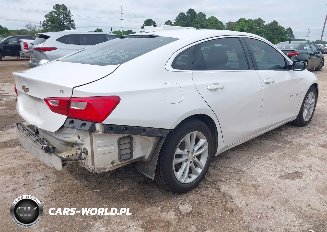2017 Chevrolet Malibu 1Lt VIN:1G1ZE5ST7HF231962 - 4