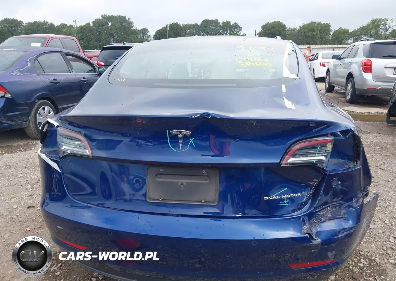 2022 Tesla Model 3 Long Range Dual Motor All-Wheel Drive VIN:5YJ3E1EB2NF261623 - 17