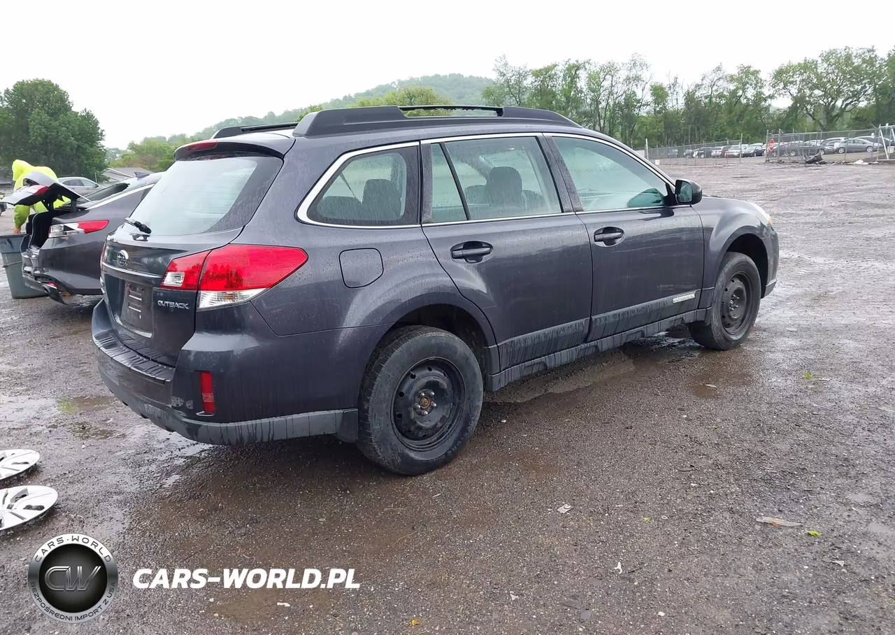 2011 Subaru Outback 2.5I VIN:4S4BRCAC8B3434690 - 4
