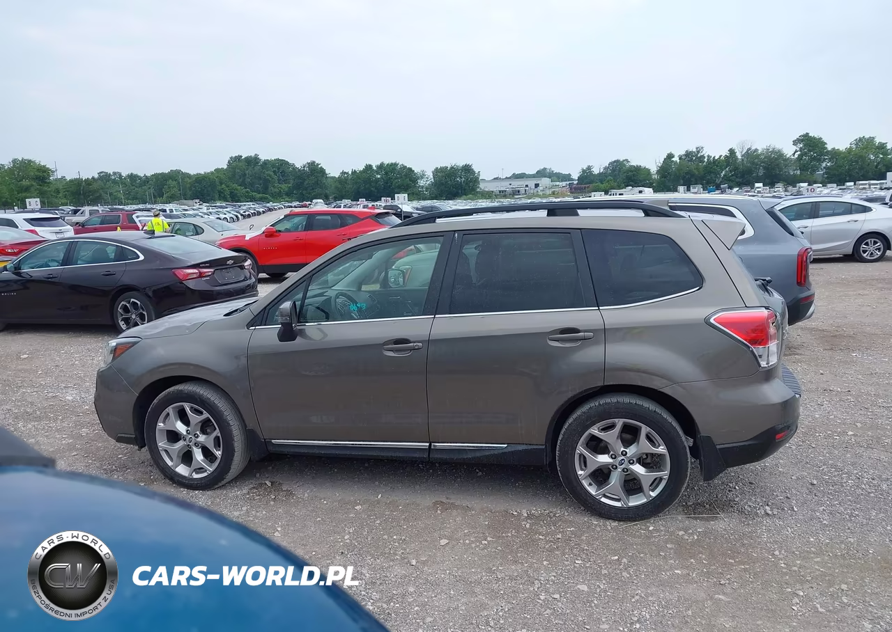 2018 Subaru Forester 2.5I Touring VIN:JF2SJAWC7JH519970 - 14