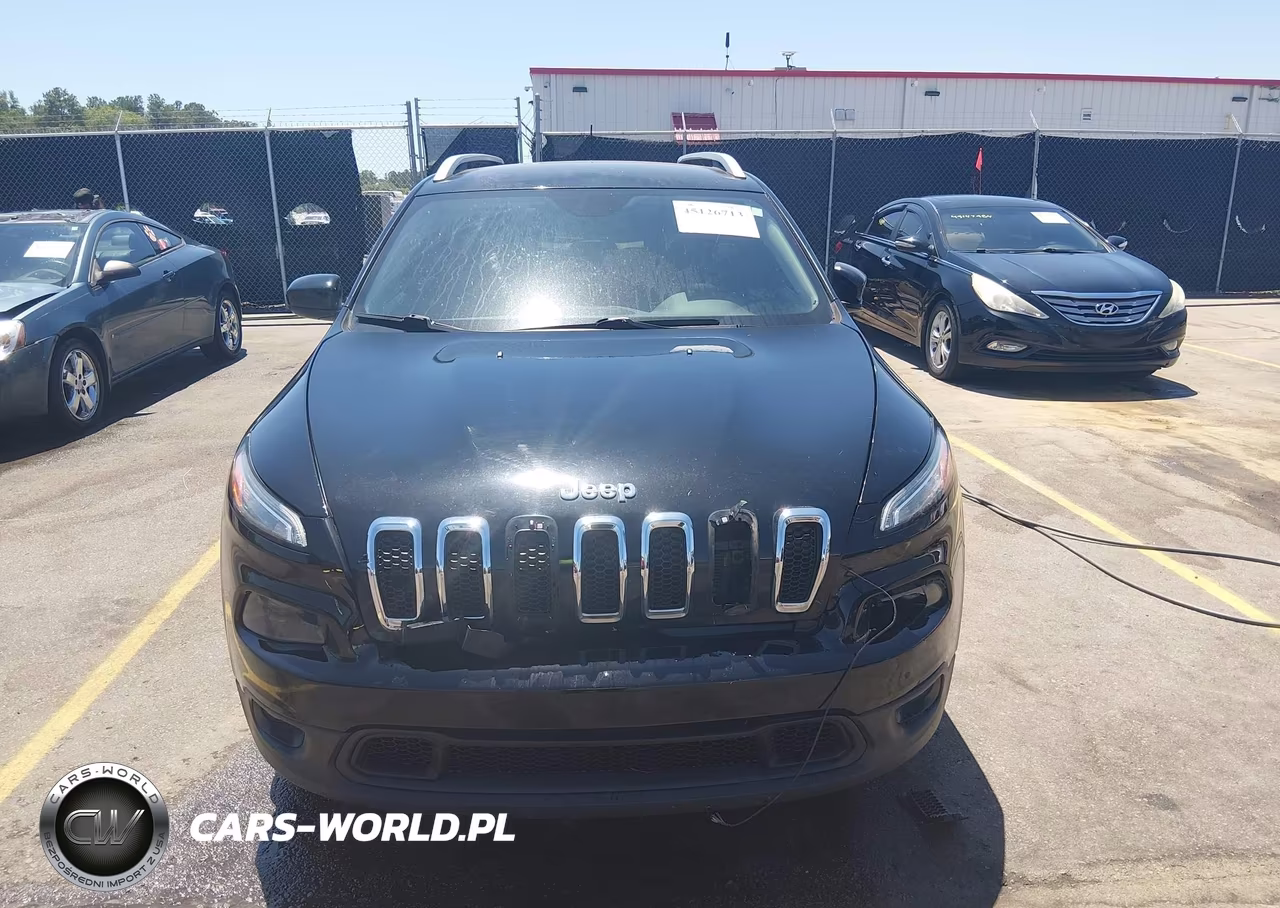 2018 Jeep Cherokee Latitude Plus Fwd VIN:1C4PJLLB0JD511325 - 12