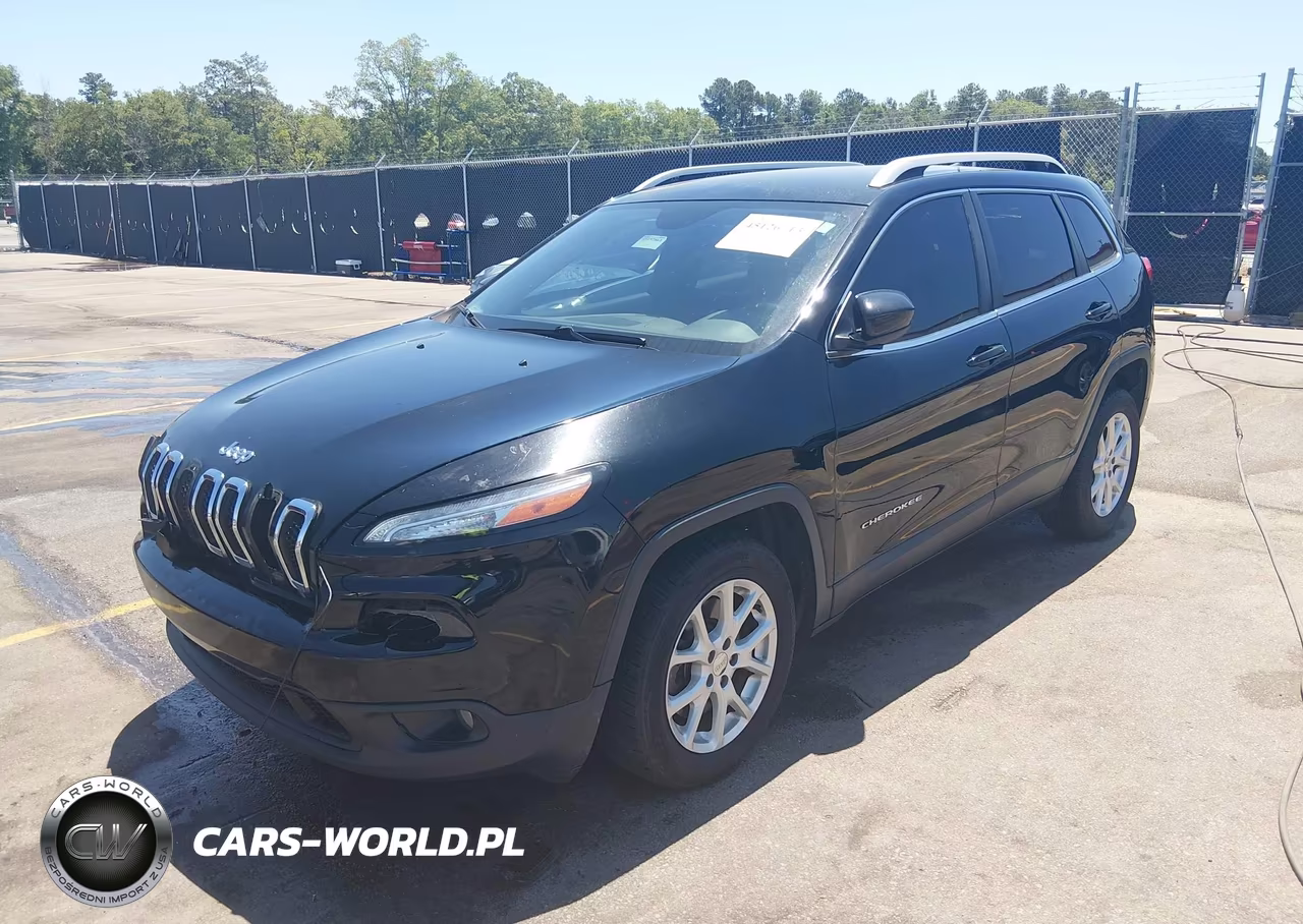 2018 Jeep Cherokee Latitude Plus Fwd VIN:1C4PJLLB0JD511325 - 2