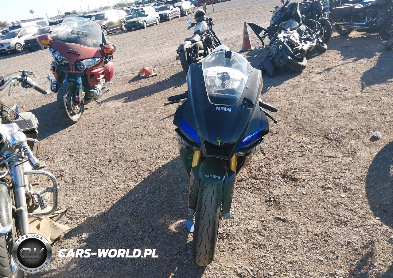 2025 Yamaha Yzf1000 D VIN:JYARNA8E3SA000324 - 5