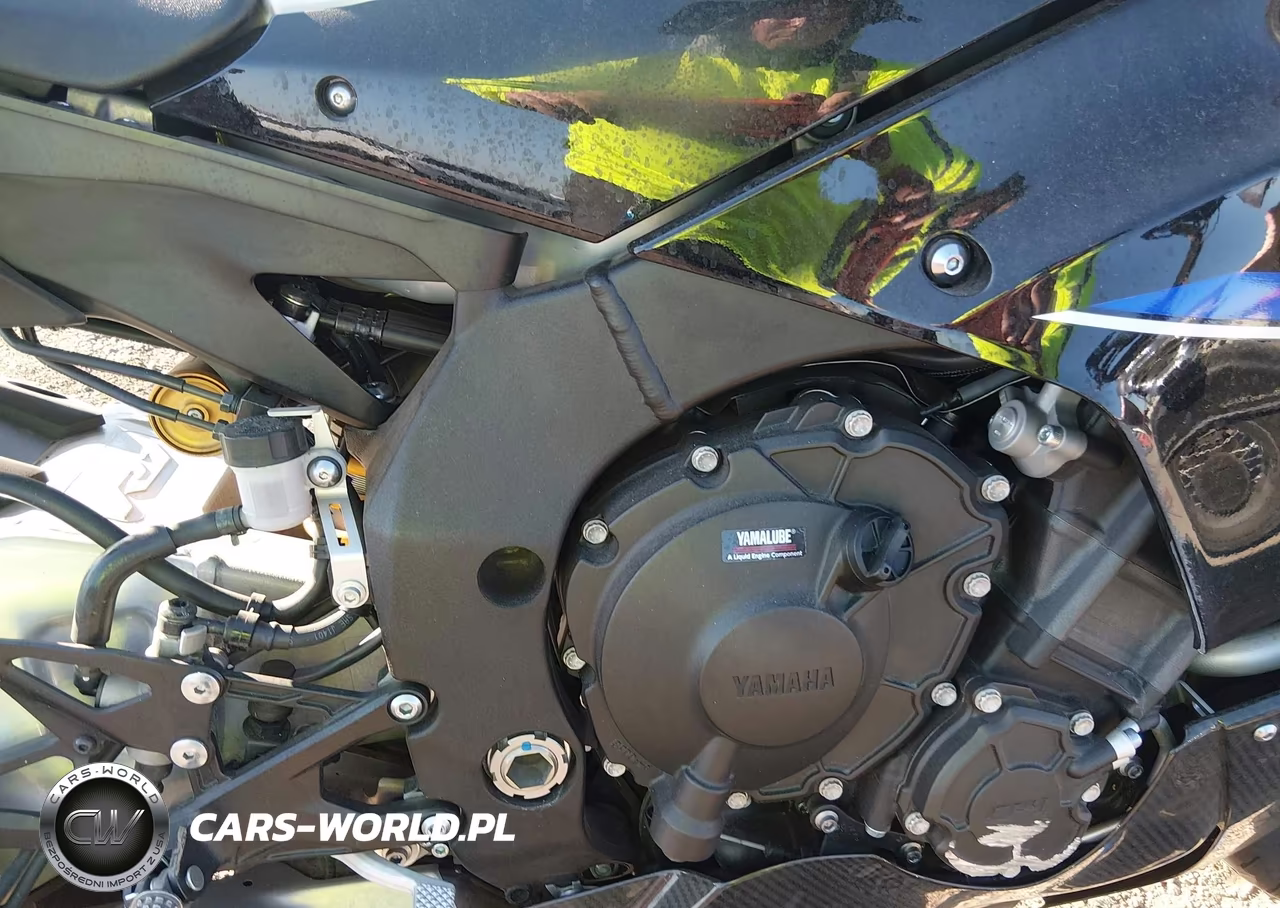 2025 Yamaha Yzf1000 D VIN:JYARNA8E3SA000324 - 8