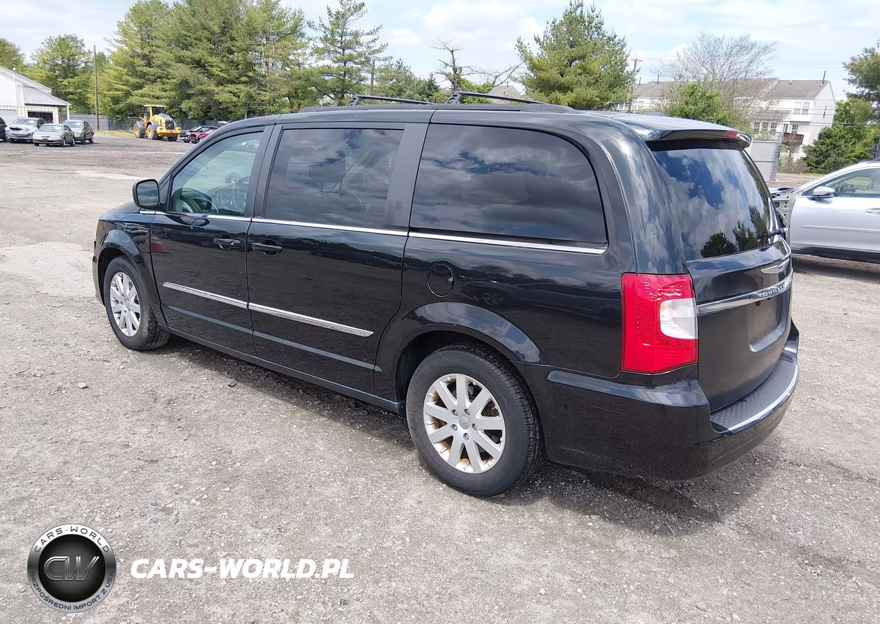 2014 Chrysler Town & Country Touring VIN:2C4RC1BG3ER158974 - 3