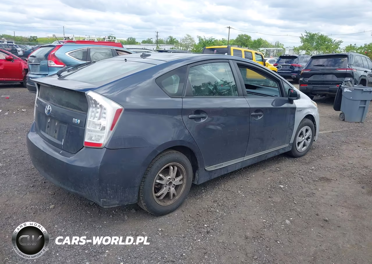 2010 Toyota Prius Iii VIN:JTDKN3DU9A5174047 - 4