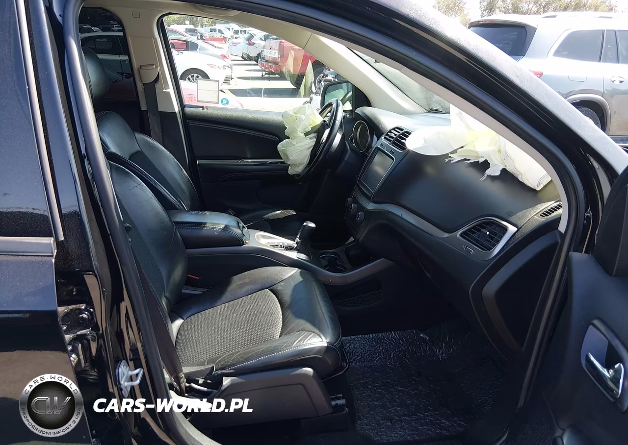 2020 Dodge Journey Crossroad VIN:3C4PDCGB7LT268417 - 5