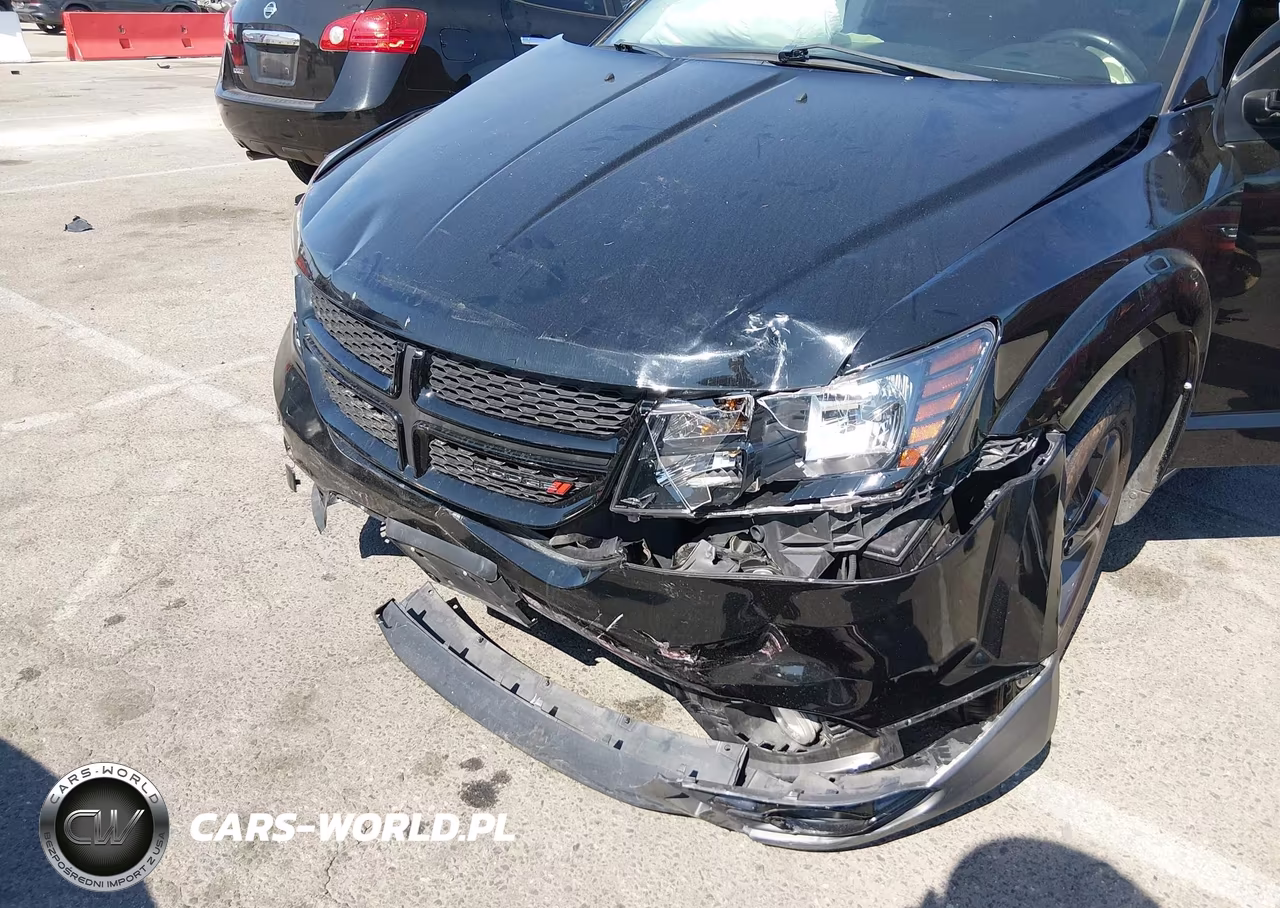 2020 Dodge Journey Crossroad VIN:3C4PDCGB7LT268417 - 6