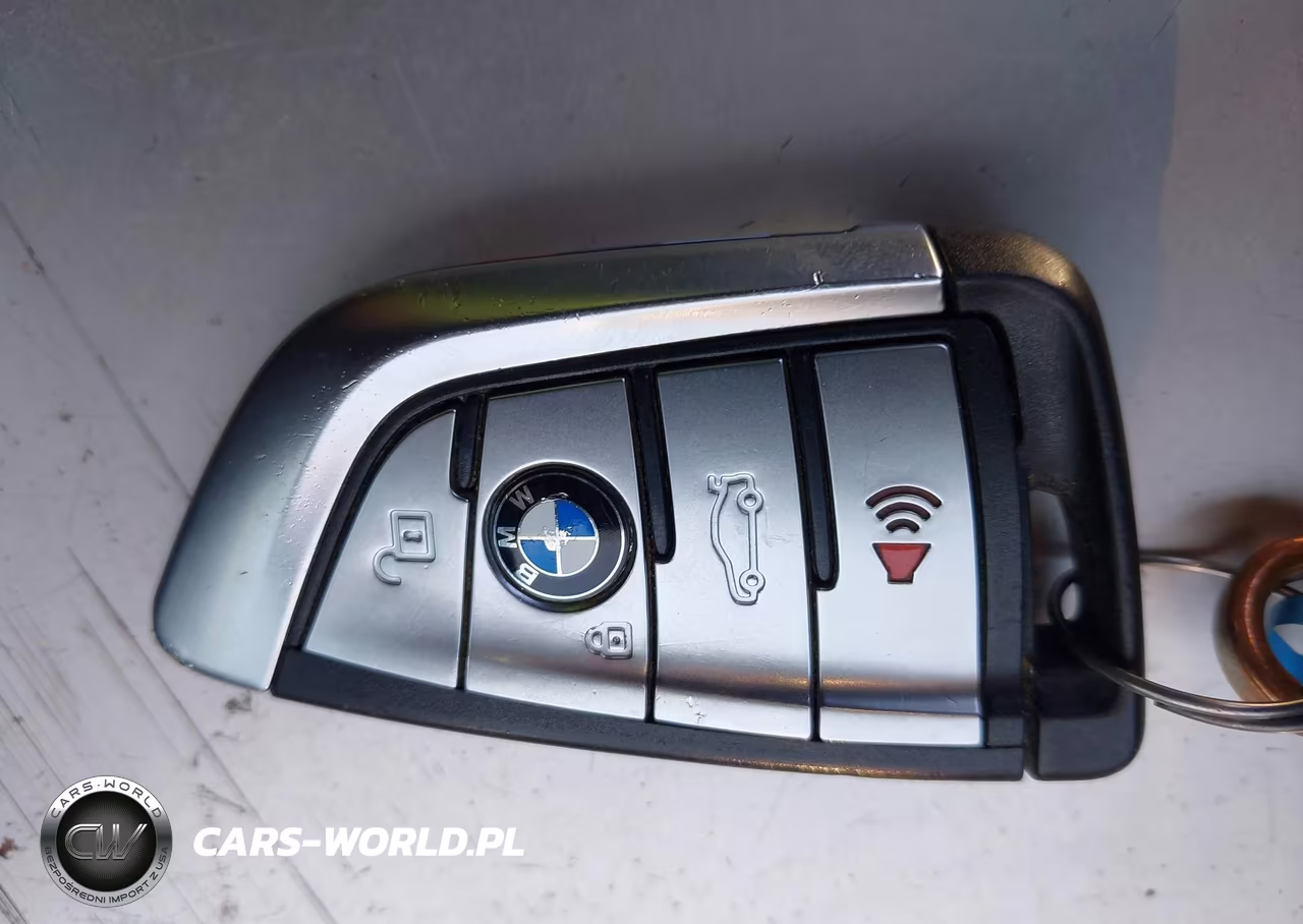 2022 BMW 530 I VIN:WBA53BH05NCK52228 - 11