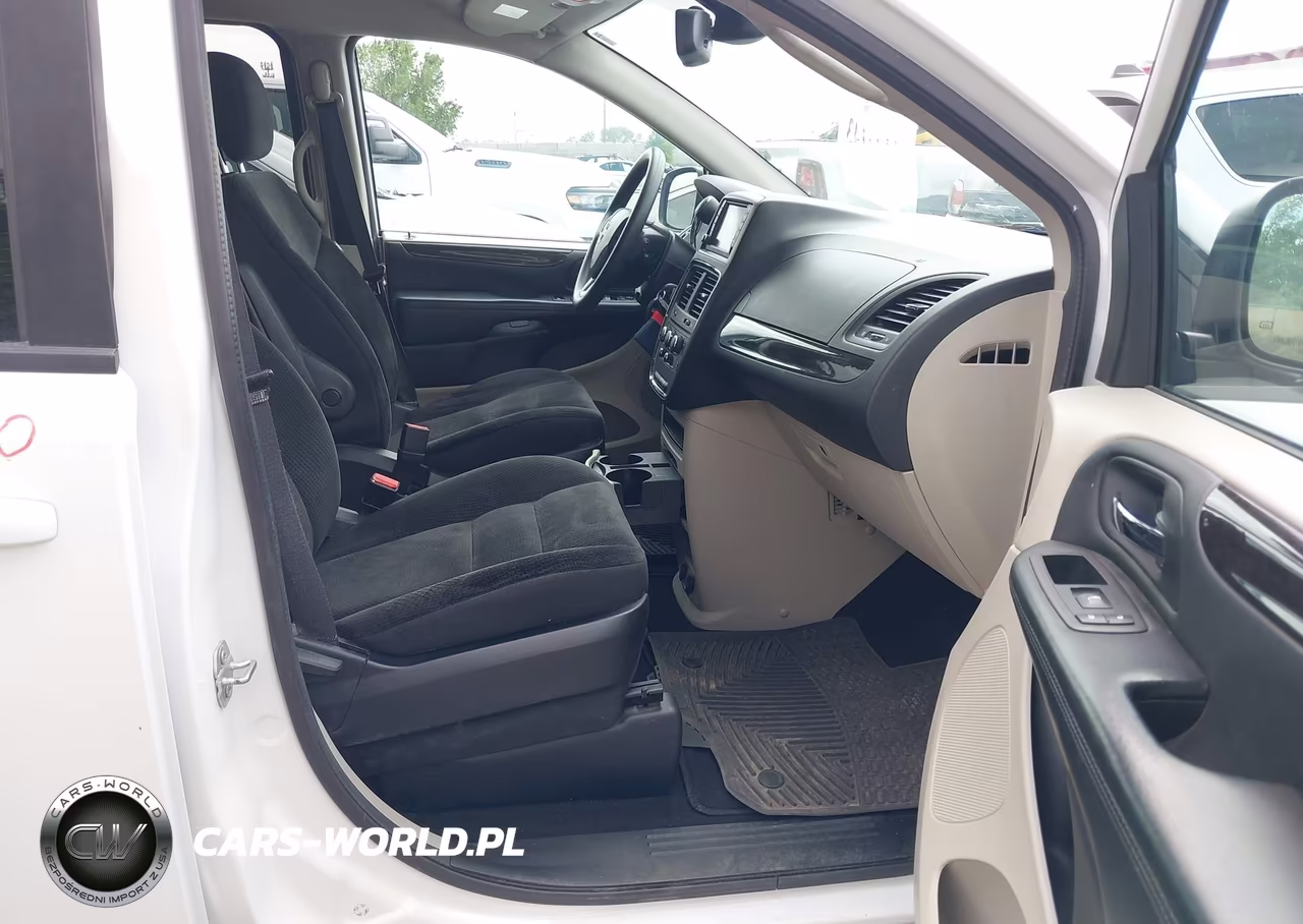 2018 Dodge Grand Caravan Se VIN:2C4RDGBG2JR309961 - 5