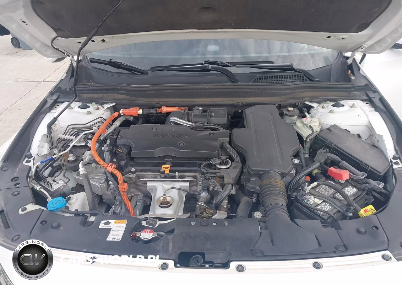 2022 Honda Accord Hybrid Touring VIN:1HGCV3F90NA005207 - 10