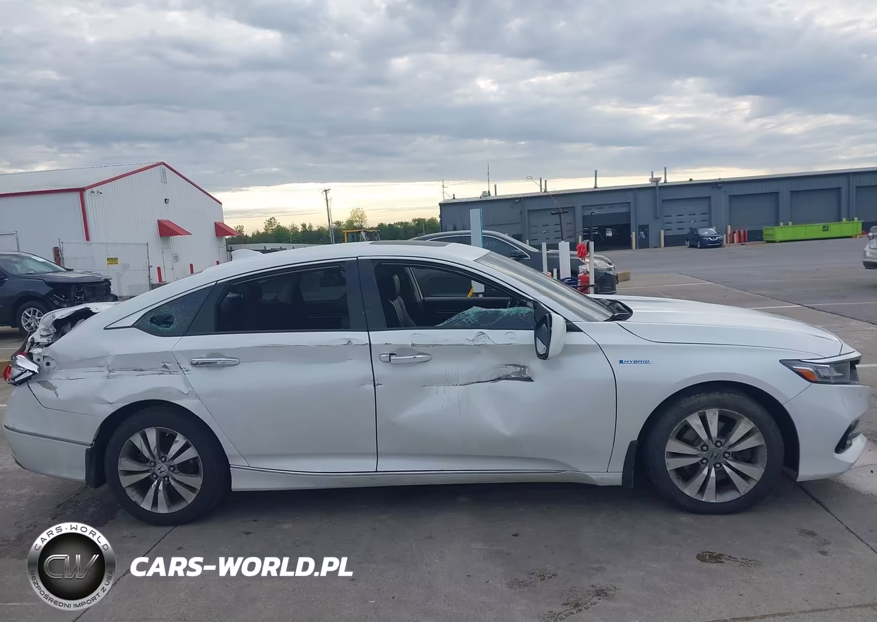 2022 Honda Accord Hybrid Touring VIN:1HGCV3F90NA005207 - 13