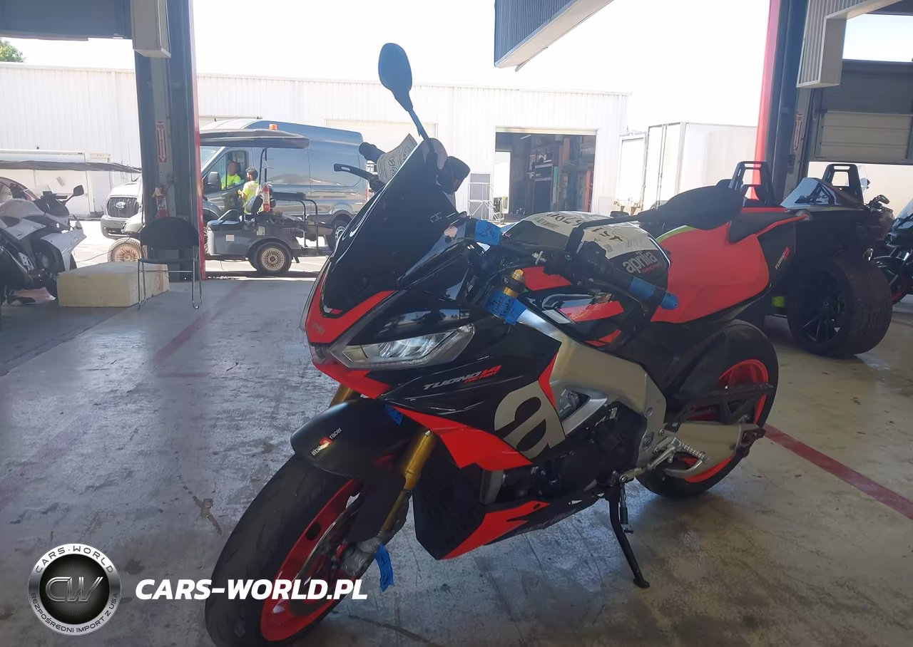 2022 Aprilia Tuono V4 1100 Factory VIN:ZD4KZUB0XNS000302 - 2