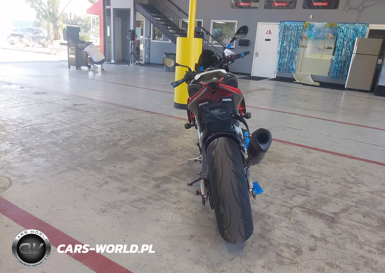 2022 Aprilia Tuono V4 1100 Factory VIN:ZD4KZUB0XNS000302 - 6