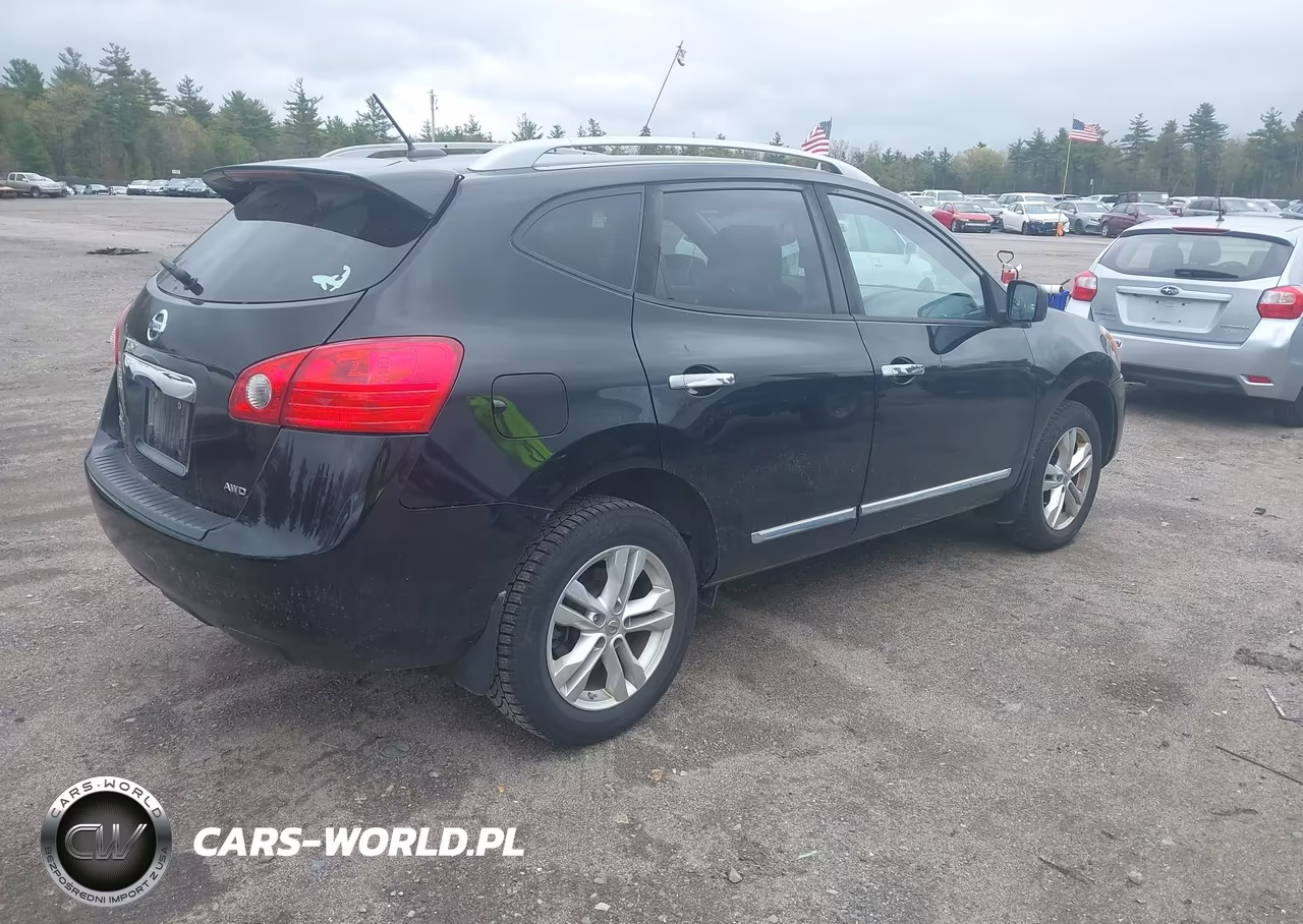 2015 Nissan Rogue Select S VIN:JN8AS5MV6FW770408 - 4