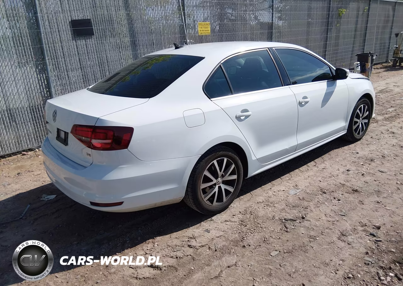 2017 Volkswagen Jetta 1.4T Se VIN:3VWDB7AJ6HM242499 - 4