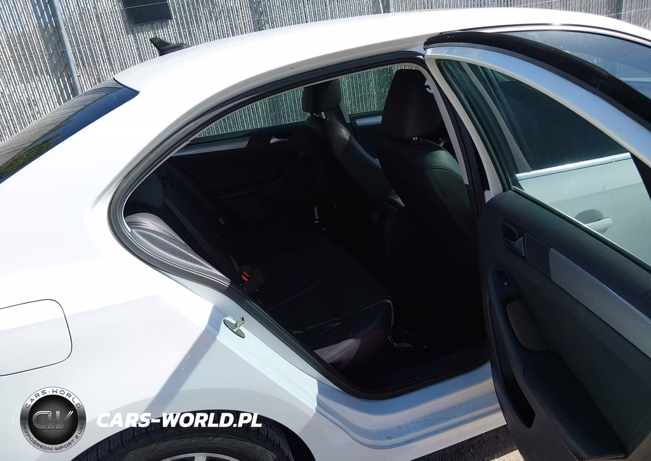 2017 Volkswagen Jetta 1.4T Se VIN:3VWDB7AJ6HM242499 - 8