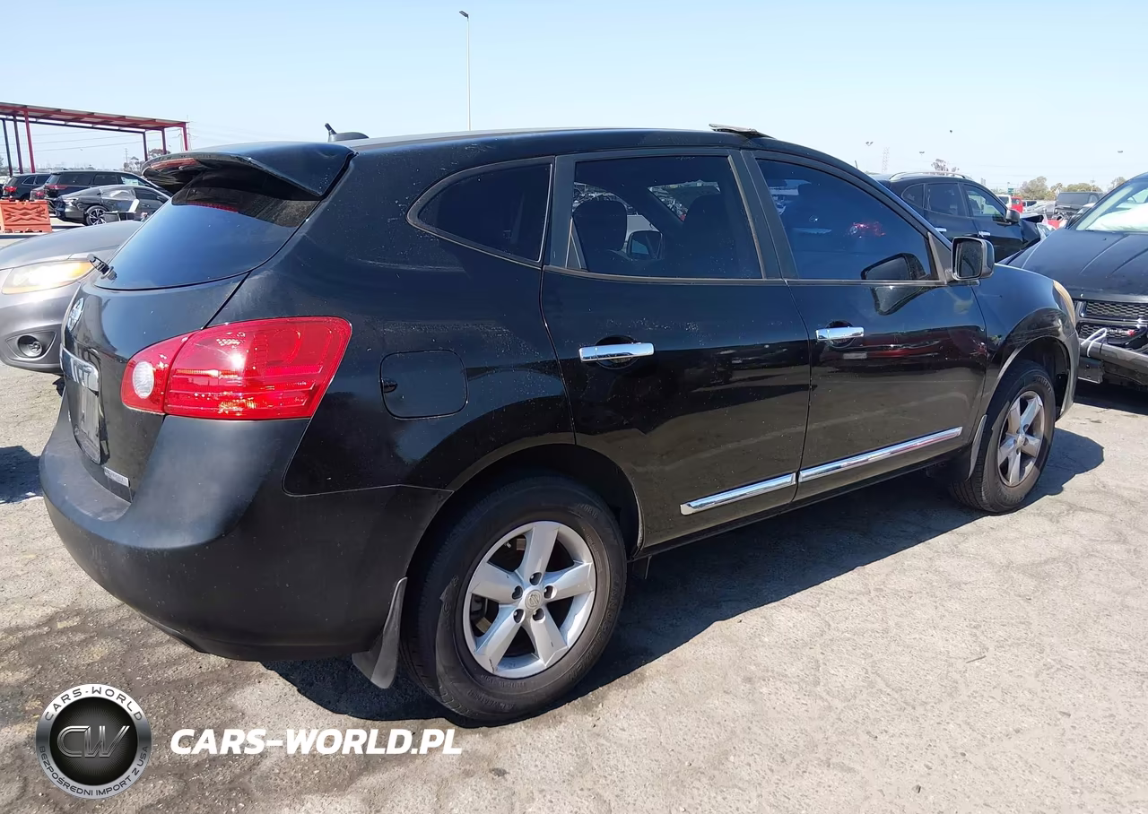 2012 Nissan Rogue S VIN:JN8AS5MT6CW285146 - 4