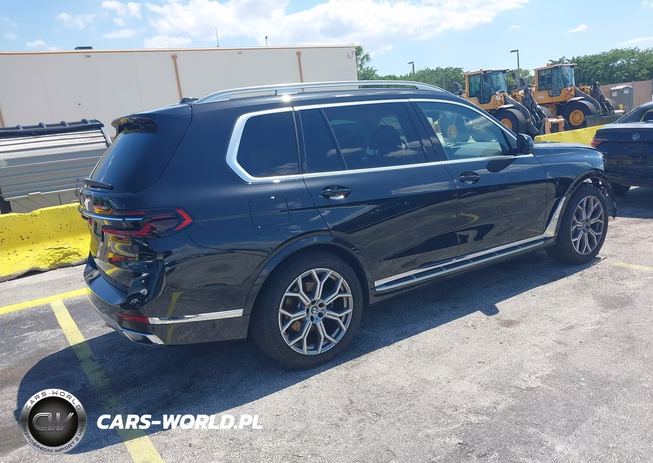 2026 BMW X7 xDrive40I VIN:5UX23EM01T9107208 - 4