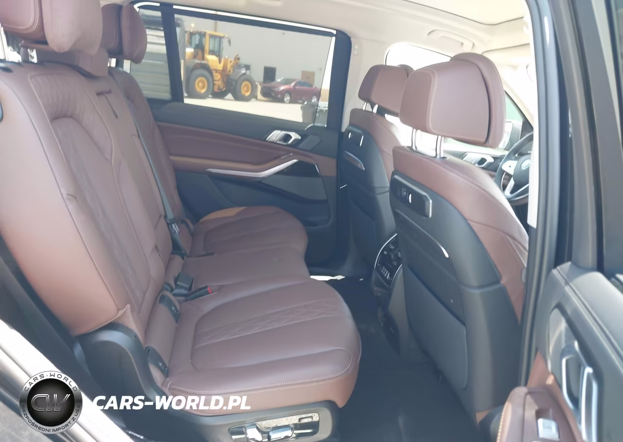 2026 BMW X7 xDrive40I VIN:5UX23EM01T9107208 - 8