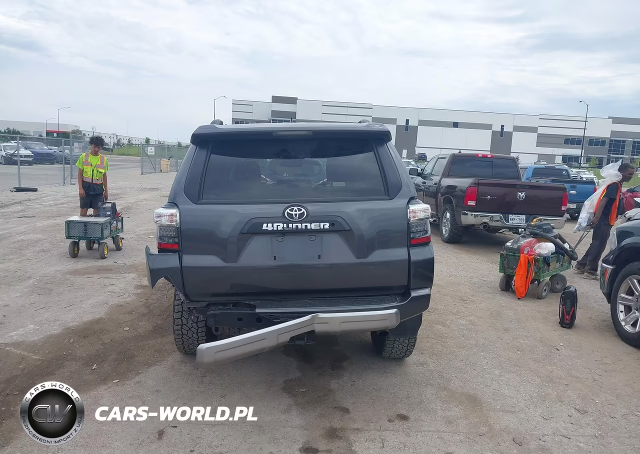 2020 Toyota 4Runner Trd Off Road VIN:JTEBU5JR3L5829705 - 16