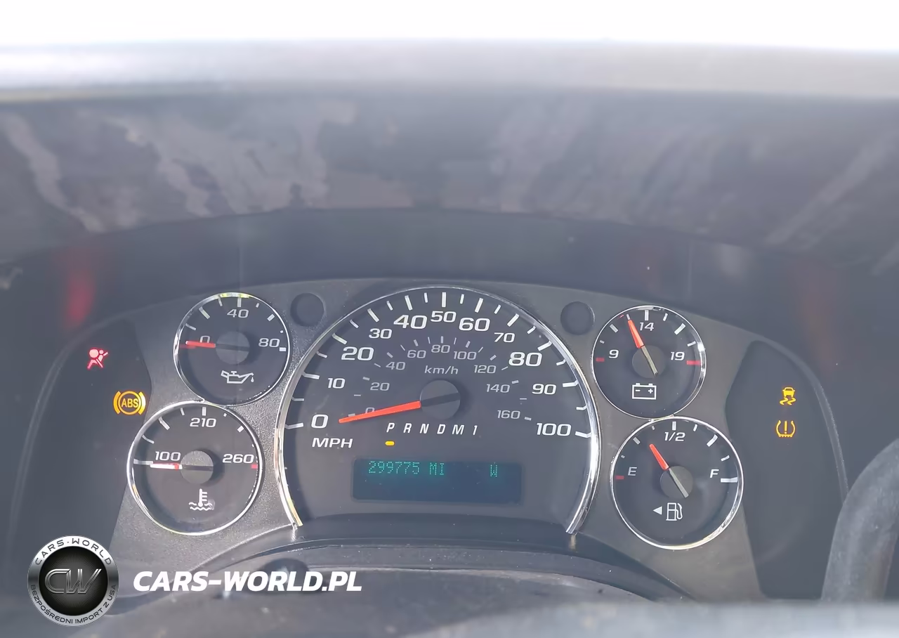 2011 Chevrolet Express 2500 Work Van VIN:1GCWGFFA2B1127371 - 7
