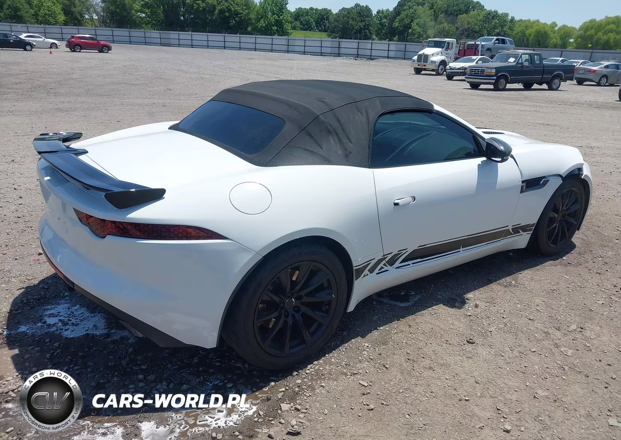 2014 Jaguar F-Type VIN:SAJWA6E73E8K00977 - 4