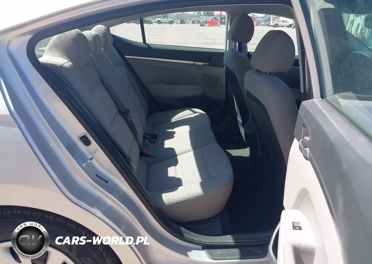 2019 Hyundai Elantra Se VIN:5NPD74LF8KH486731 - 8