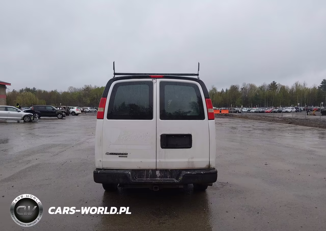 2013 Chevrolet Express 2500 Work Van VIN:1GCWGFBA7D1105438 - 17