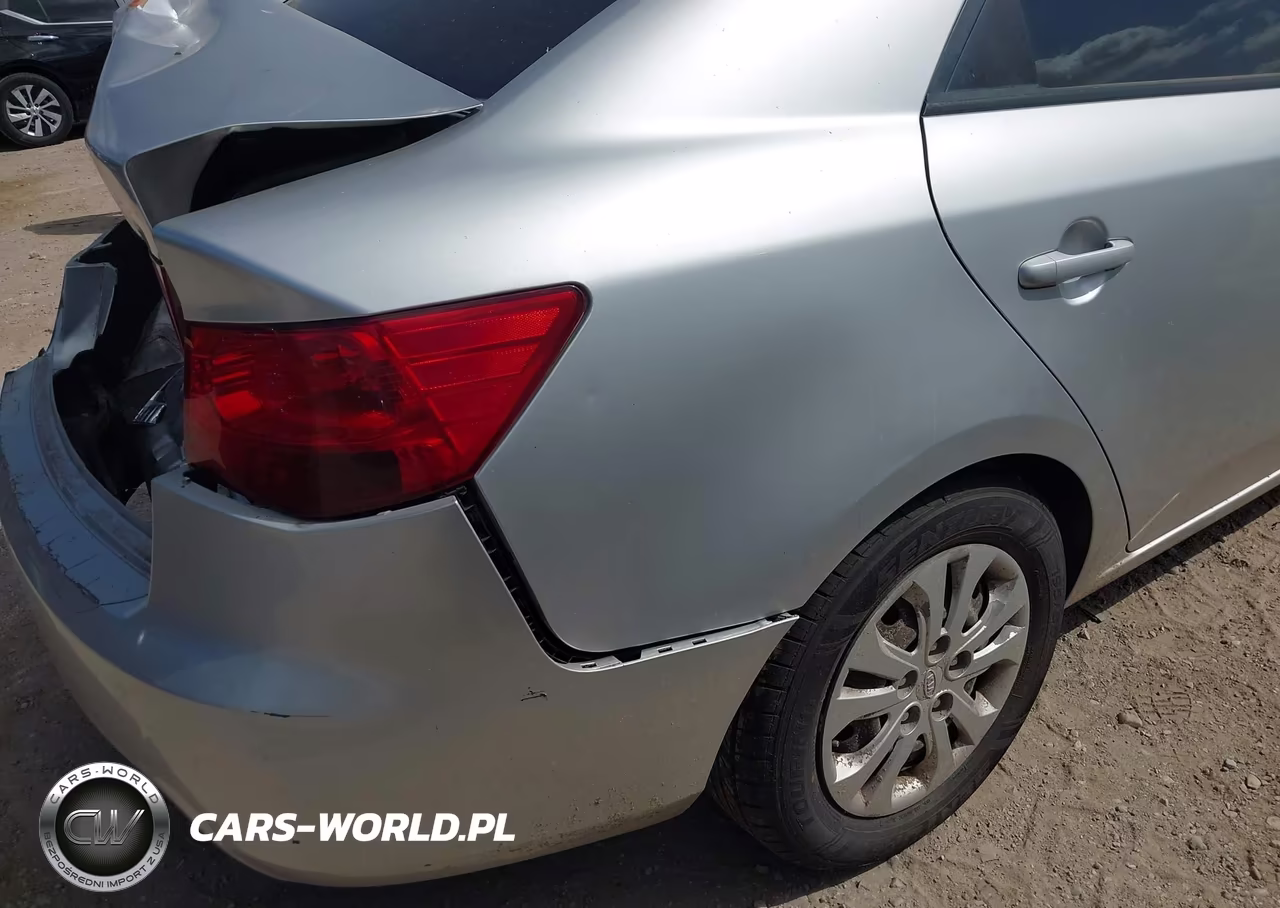 2012 Kia Forte Lx VIN:KNAFT4A26C5592808 - 13