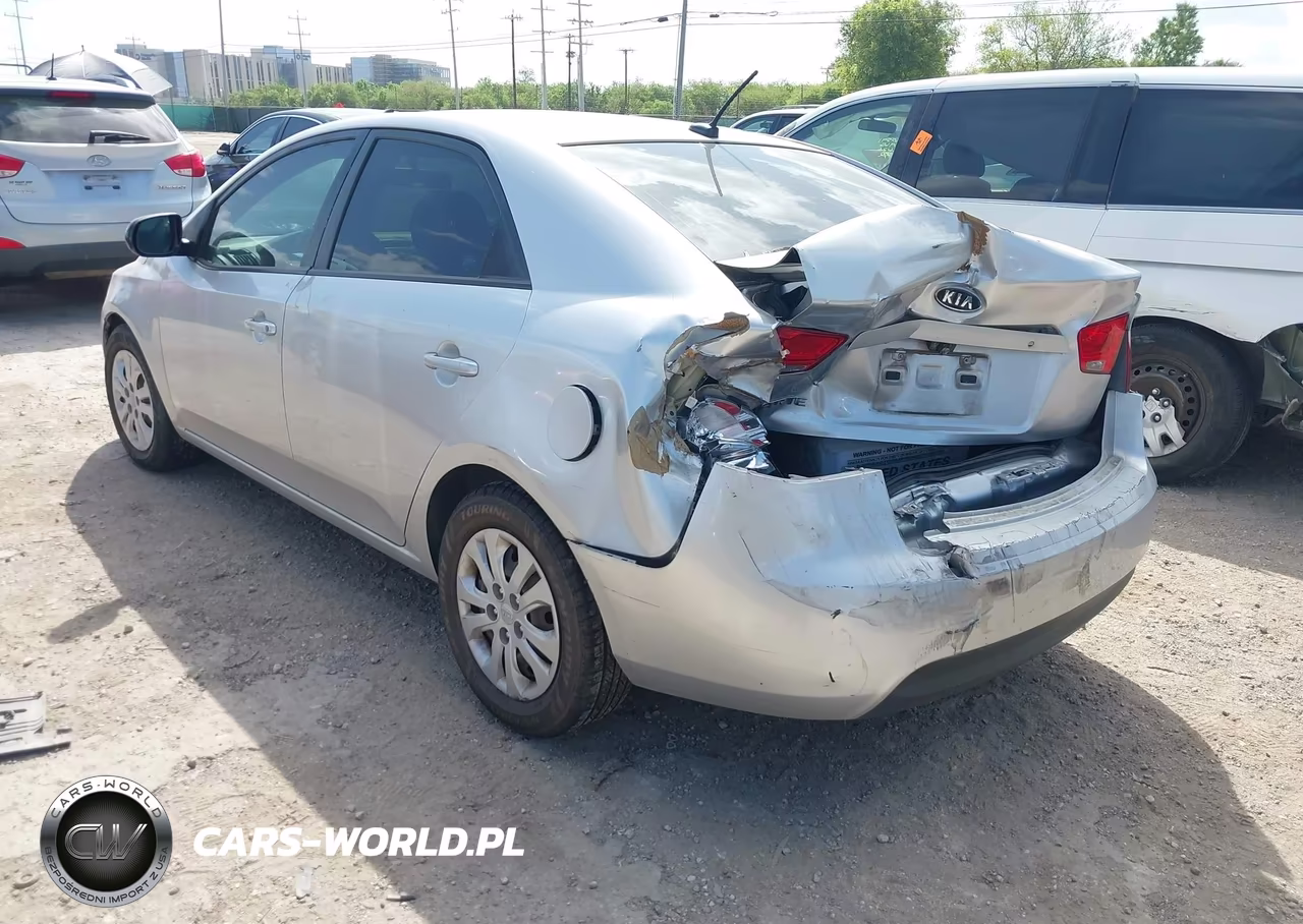2012 Kia Forte Lx VIN:KNAFT4A26C5592808 - 3