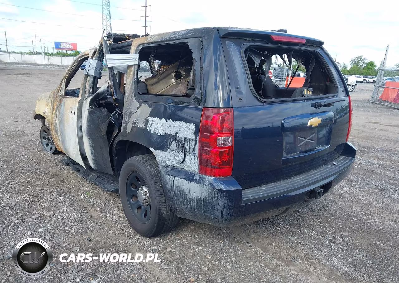 2014 Chevrolet Tahoe Police VIN:1GNLC2E03ER206531 - 3