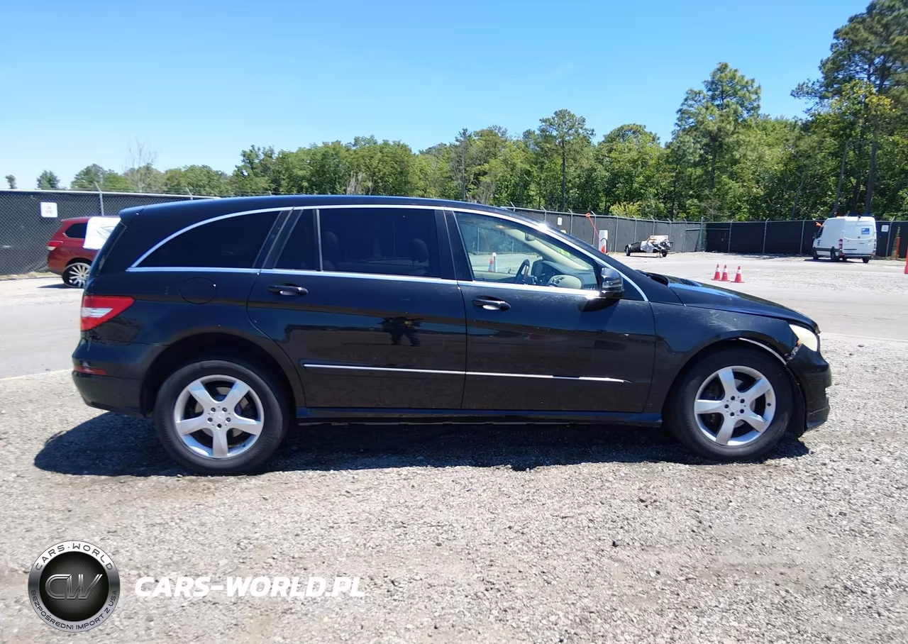 2011 Mercedes-Benz R 350 4Matic VIN:4JGCB6FE3BA117898 - 13