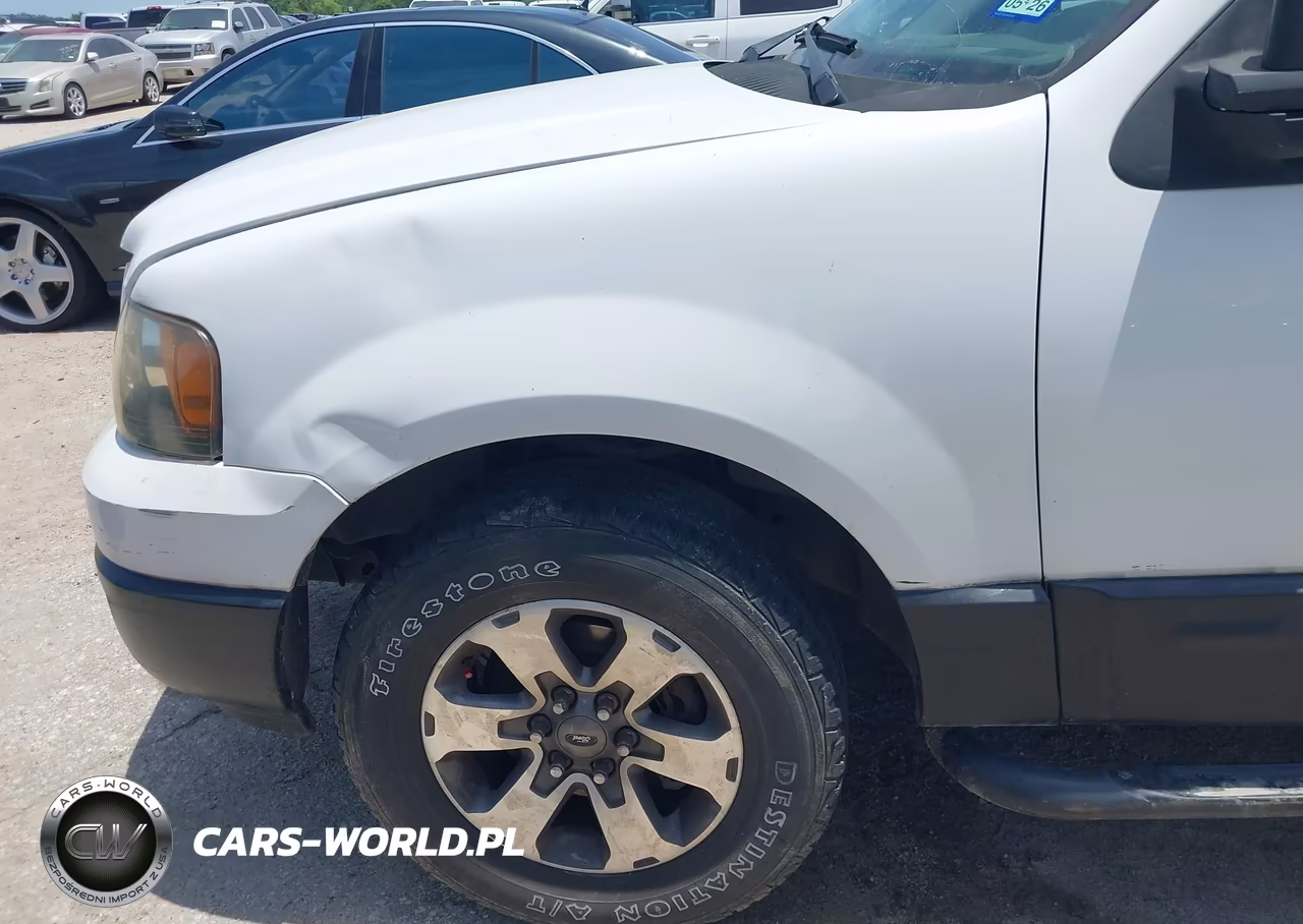 2004 Ford Expedition Xls VIN:1FMRU13W34LB75781 - 14
