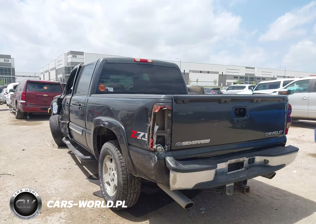 2004 Chevrolet Silverado 1500 Z71 VIN:2GCEK13T641393458 - 3