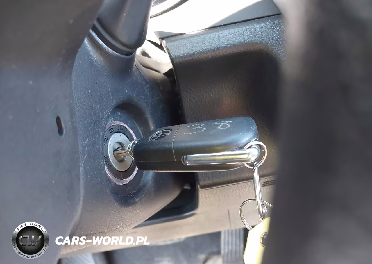 2024 Toyota Camry Le VIN:4T1C11AK1RU222175 - 11
