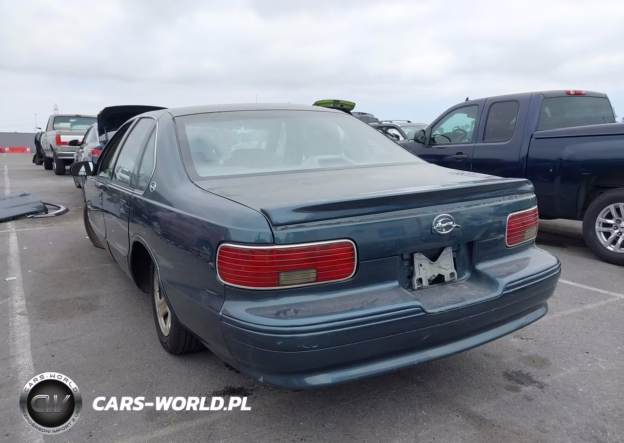 1996 Chevrolet Caprice - Impala Classic Ss VIN:1G1BL52P3TR136347 - 3