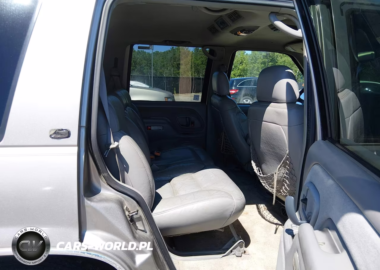 1999 Chevrolet Tahoe Lt VIN:1GNEC13R1XJ554270 - 8