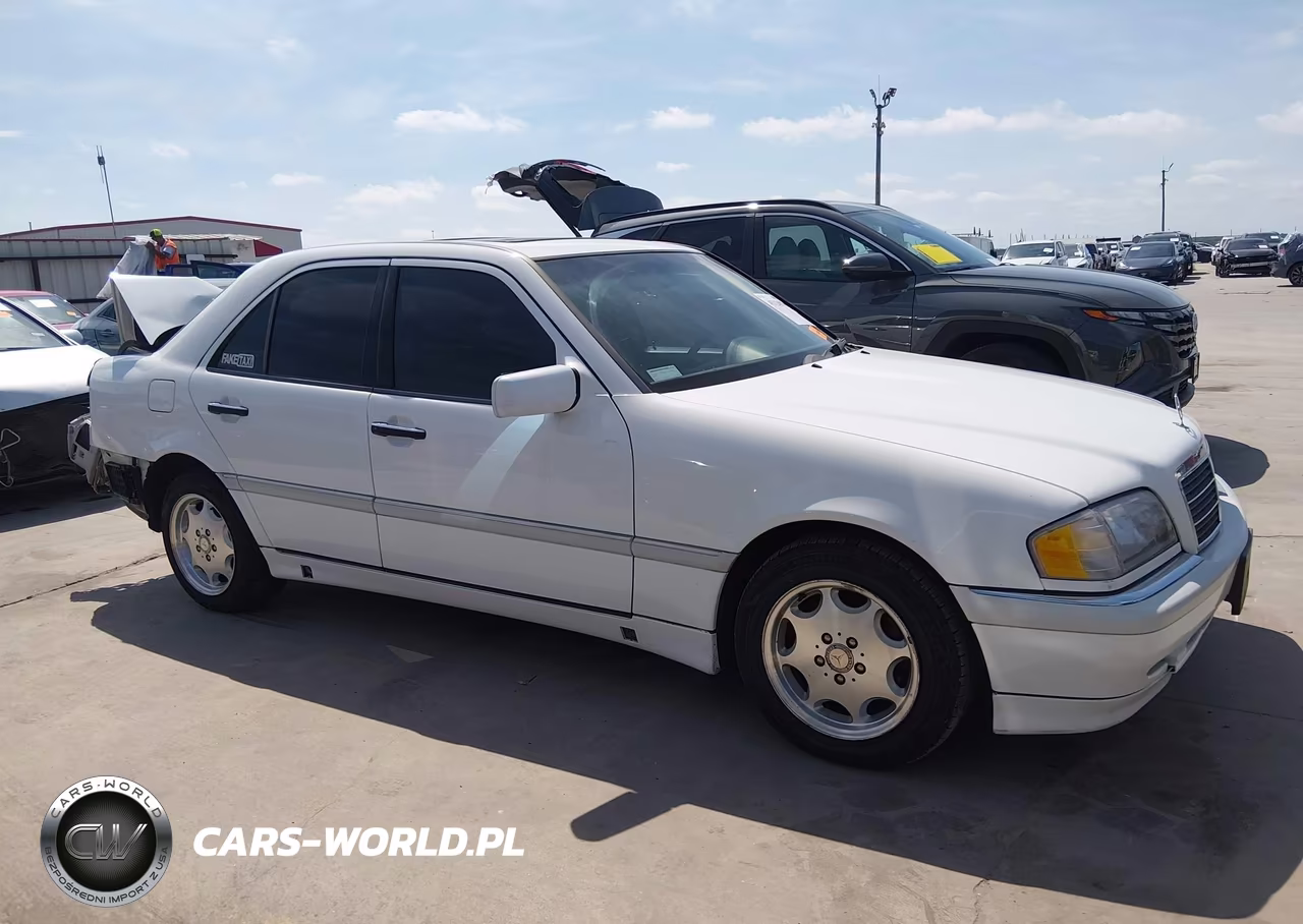 1999 Mercedes-Benz C 230 Kompressor VIN:WDBHA24G9XA705823 - 13
