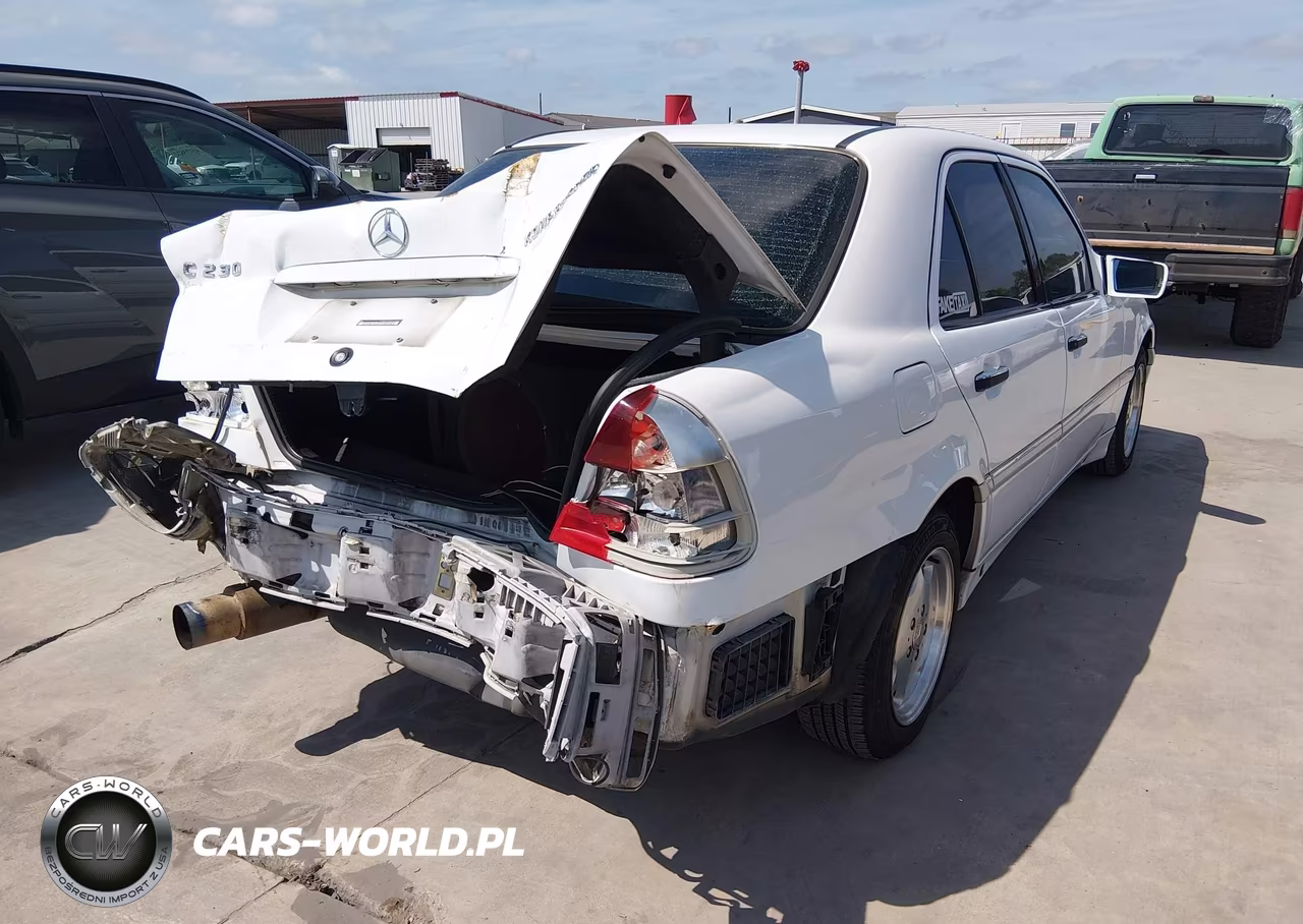 1999 Mercedes-Benz C 230 Kompressor VIN:WDBHA24G9XA705823 - 4