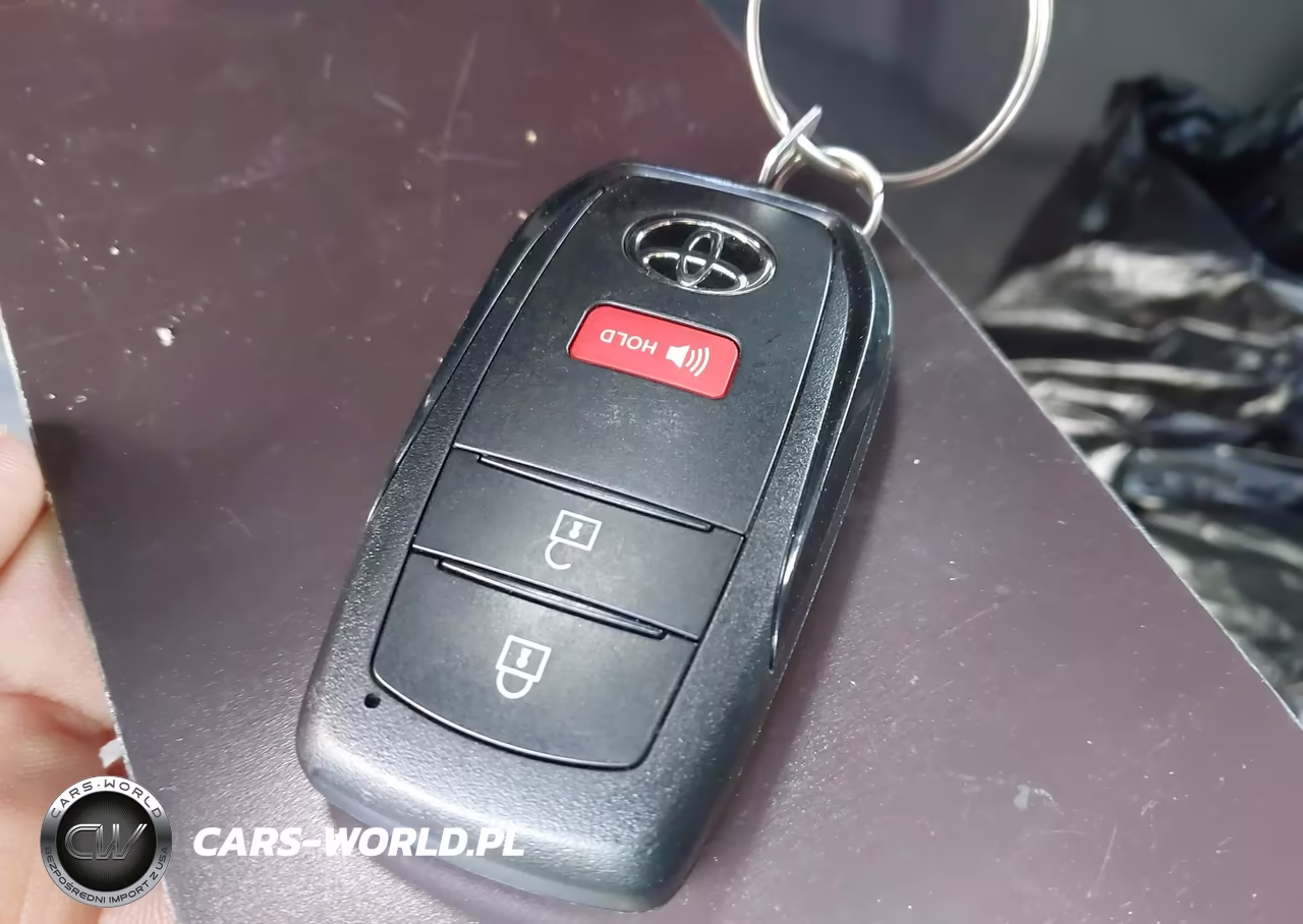 2024 Toyota Prius Xle Awd-E VIN:JTDADABU8R3014433 - 11