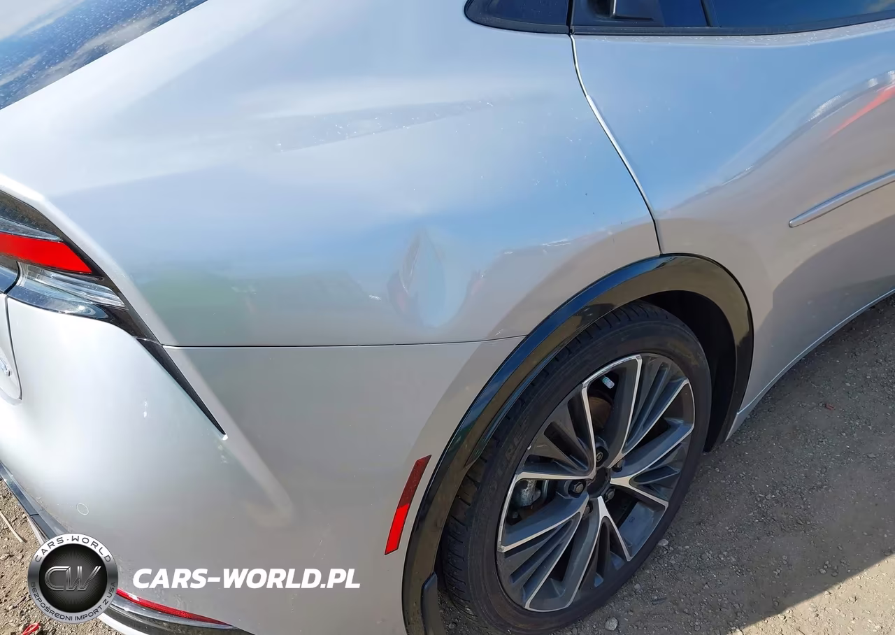 2024 Toyota Prius Xle Awd-E VIN:JTDADABU8R3014433 - 18