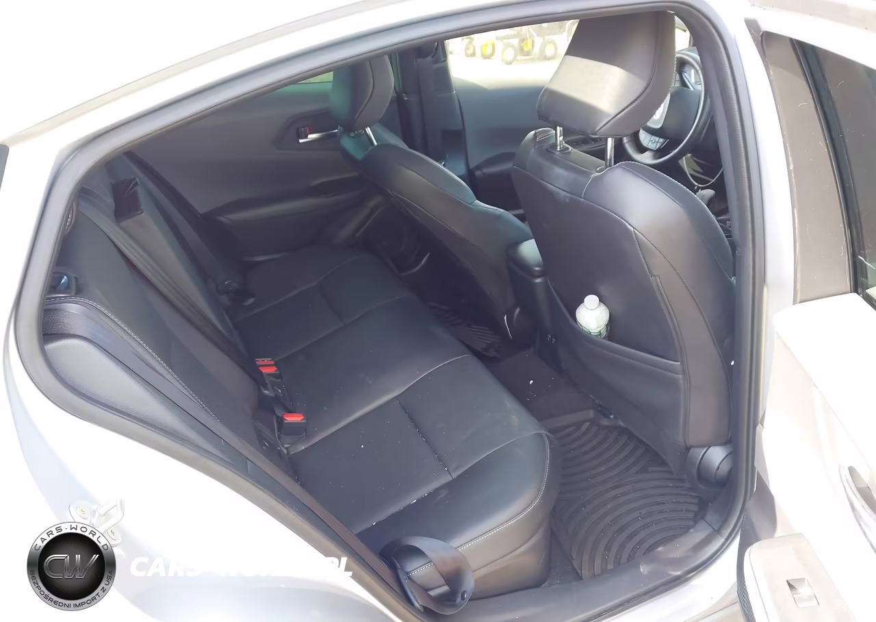 2024 Toyota Prius Xle Awd-E VIN:JTDADABU8R3014433 - 8