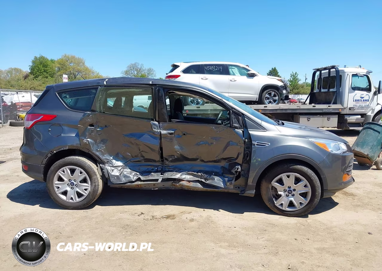 2015 Ford Escape S VIN:1FMCU0F78FUA22797 - 14