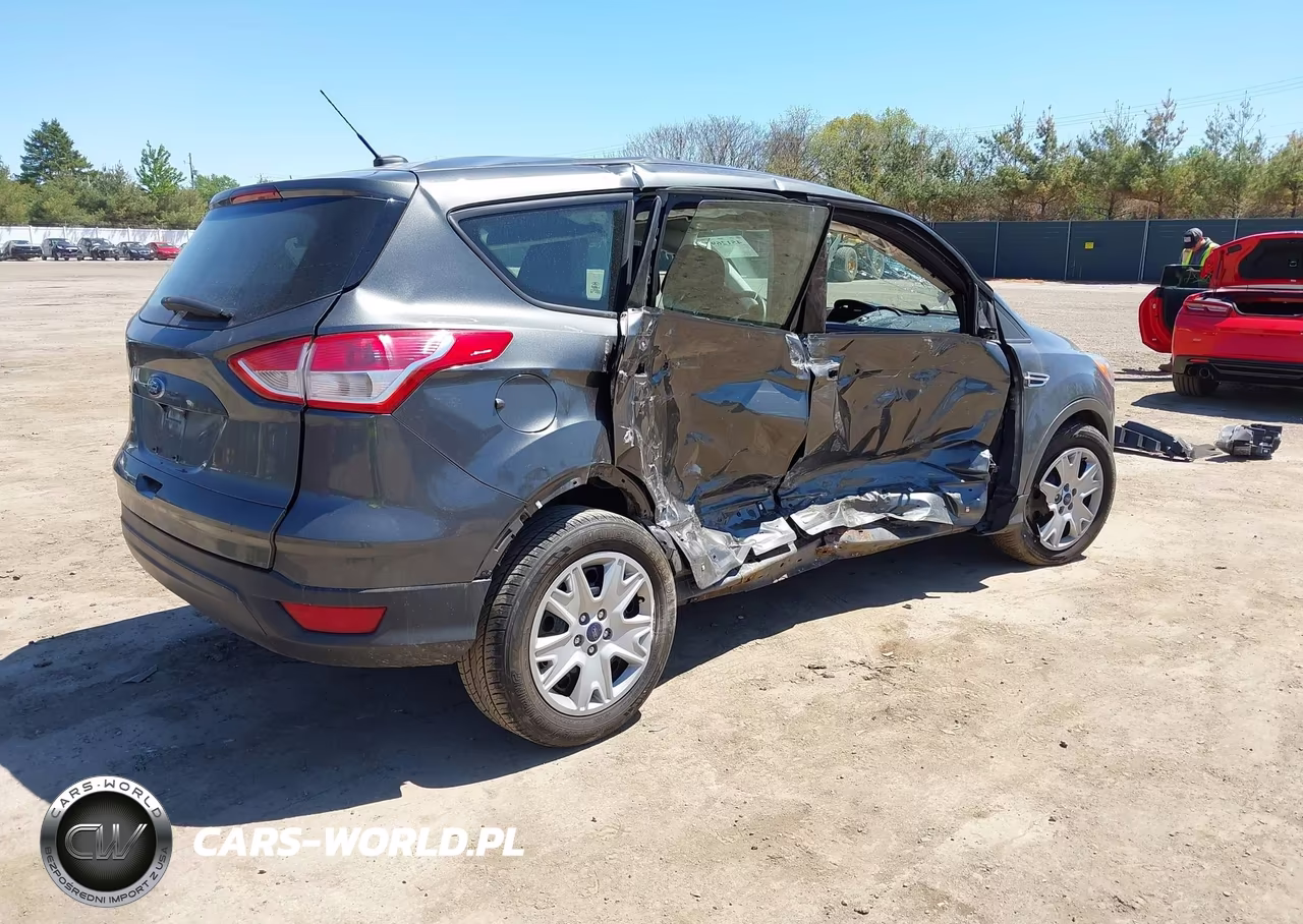 2015 Ford Escape S VIN:1FMCU0F78FUA22797 - 4