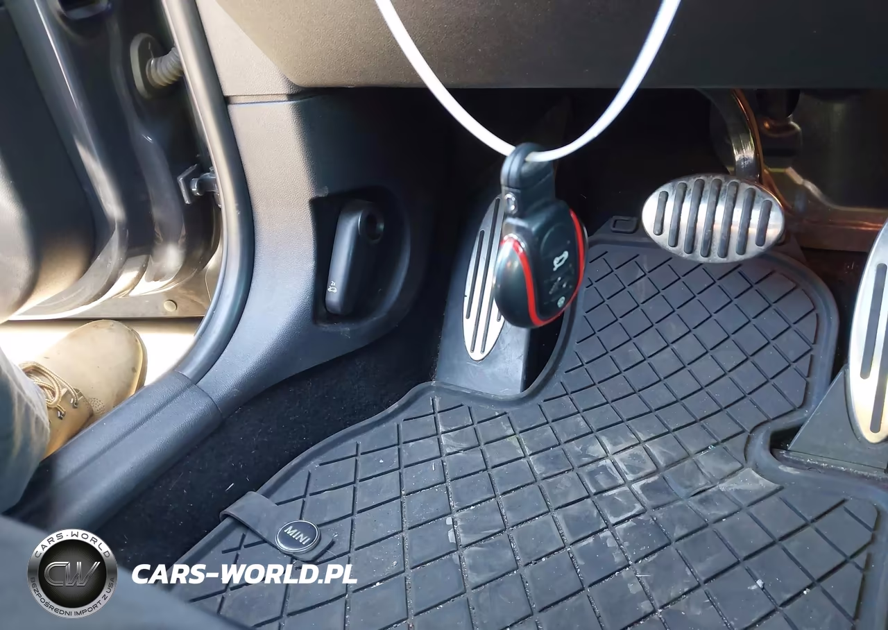 2021 Mini Countryman John Cooper Works VIN:WMZ33BS0XM3N19008 - 11